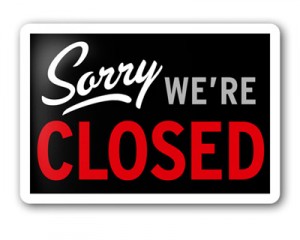 Et skilt med “Sorry we’re closed”.