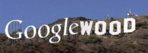 Hollywood-skiltet i bakkerne, omskrevet til “Googlewood”.